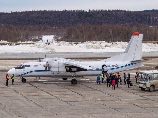 Появились фото 47-летнего АН-24, который доставит пассажиров из Охи в Хабаровск