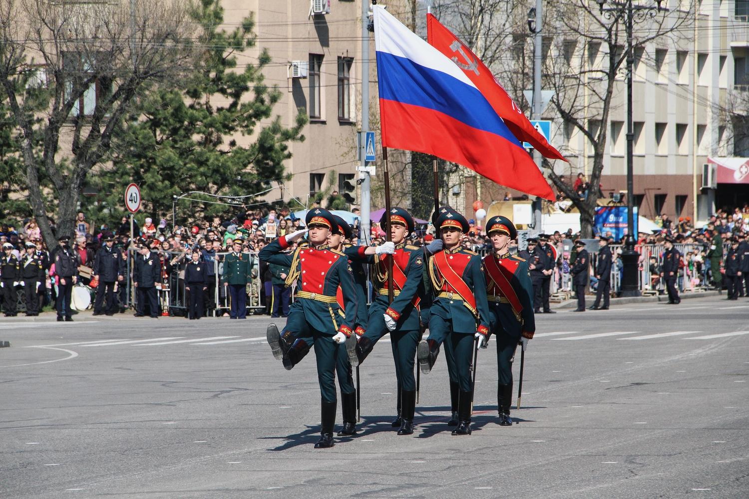 Фото с парада победы хабаровск