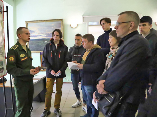 Как серпуховичам стать курсантами одного из ведущих военных вузов страны