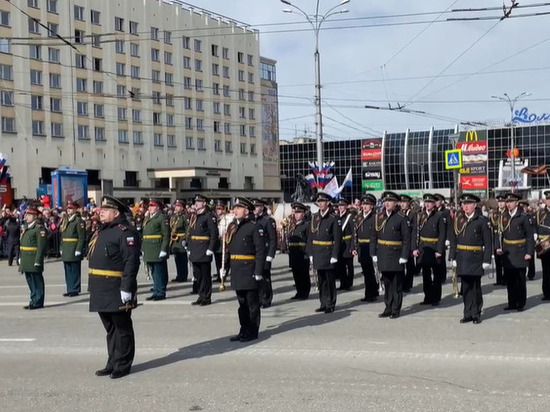 В Мурманске завершился парад Победы