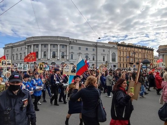 Участница «Бессмертного полка» в Петербурге рассказала, почему каждый должен поучаствовать в шествии