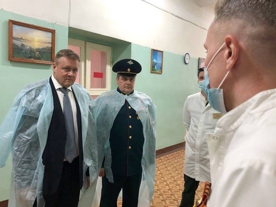 В День Победы Николай Любимов навестил раненых в рязанском военном госпитале