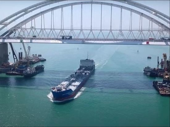 В Крыму опровергли фейк о взрыве на Крымском мосту