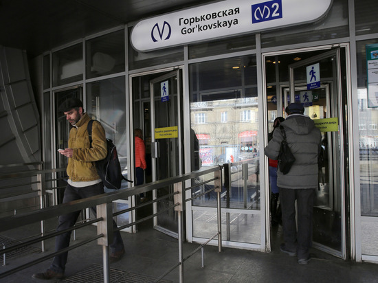 Станцию «Горьковская» закрыли на вход