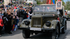 Моторы Сталинграда: 9 мая по Волгограду проехались ретромашины