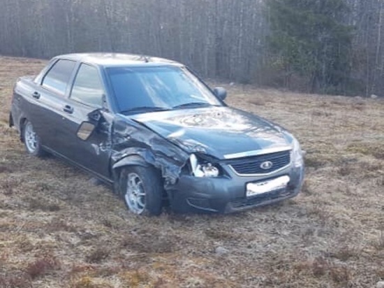 Две легковушки столкнулись в Пряжинском районе Карелии