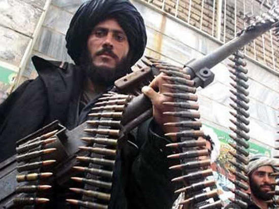 В сети появились фотографии мирных жителей, расстрелянных боевиками "Талибан"