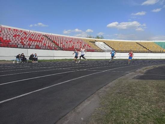 В Абакане прошел чемпионат по лёгкой атлетике
