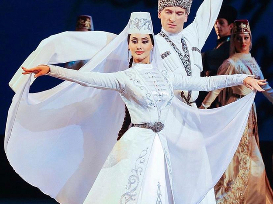 Танцевальные новеллы о жизни Кавказа увидят псковичи на сцене БКЗ 14 июня