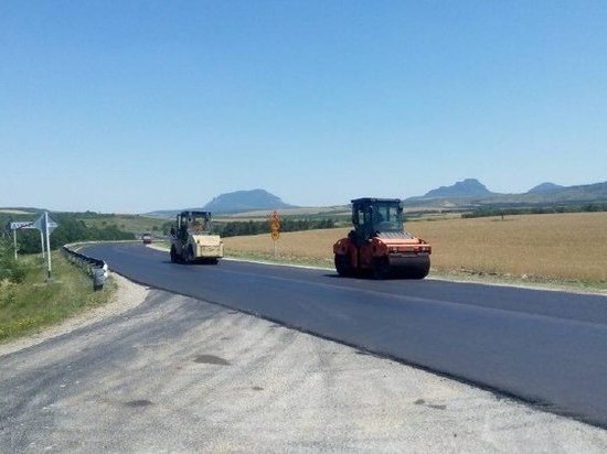 В Минераловодском округе 8 км дороги обновят за 103 миллиона рублей