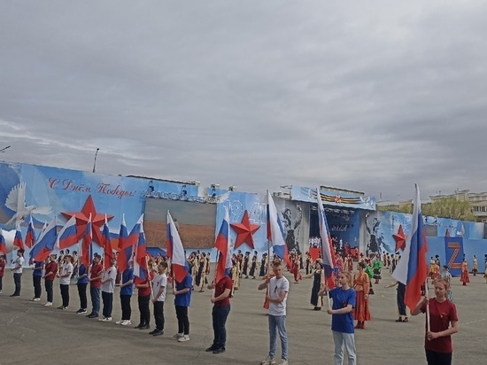 В акции «Бессмертный полк» в Оренбурге приняли участие более 50 тысяч человек