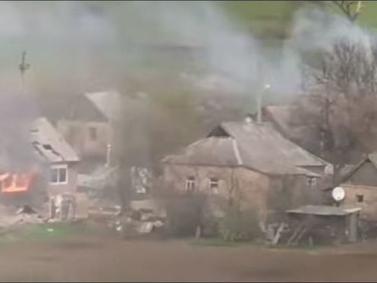 Украинские националисты взорвали дамбу под Авдеевкой
