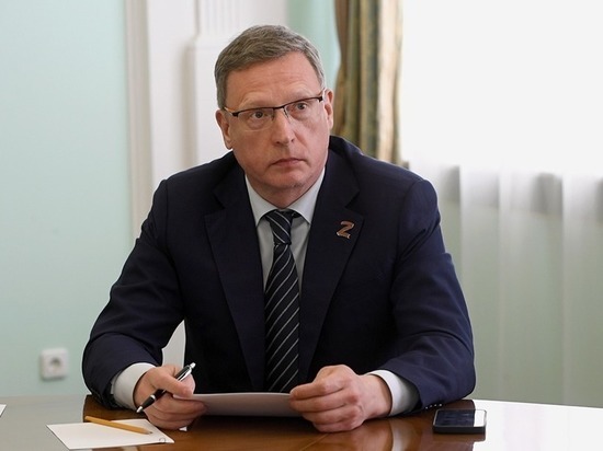 Губернатор Омской области за 2021 год заработал 7,7 миллиона рублей