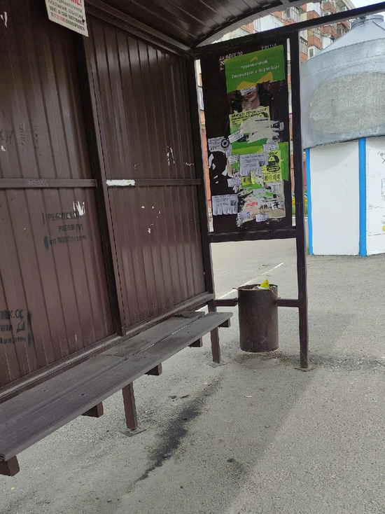В Пензе пассажиры жалуются на ужасное состояние остановок общественного транспорта