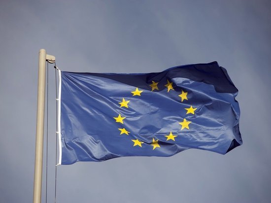 Лидеры ЕС решили рассмотреть вступление Украины в ЕС в июне