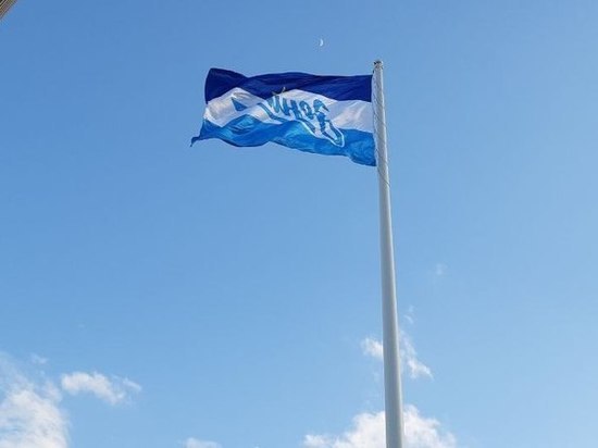 На Эльбрусе появился флаг «Зенита»