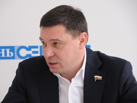 Евгений Первышов рассказал об итогах заседания рабочей группы по повышению эффективности замены лифтов
