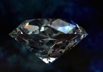 Мировая алмазная промышленность серьезно пострадала из-за санкций в отношении крупнейшего производителя алмазов, российской компании «Алроса», передает агентство Bloomberg
