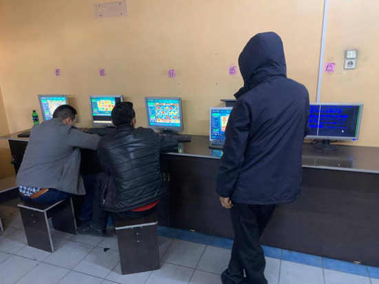 В центре Кызыла выявили незаконное игорное заведение