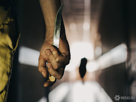 Кузбассовец в нетрезвом состоянии напал с ножом на пожилого мужчину
