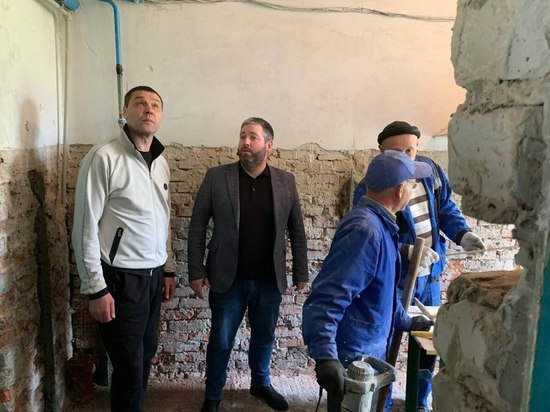 Ясиноватскую школу помогут восстановить специалисты из Челябинска