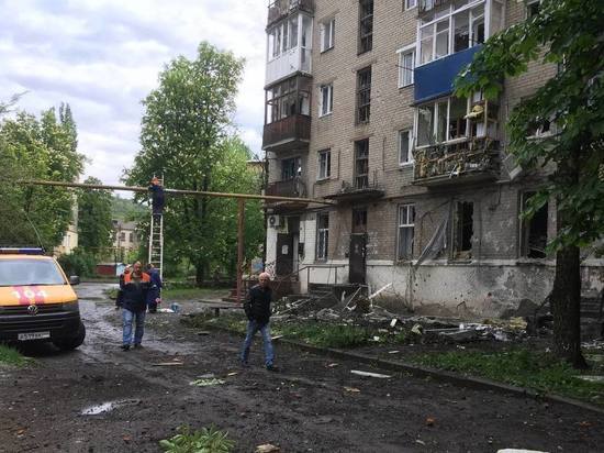 В Донецке показали последствия обстрела Петровского района: ФОТО