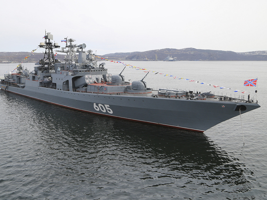 Корабль «Адмирал Левченко» победил условного противника в Баренцевом море