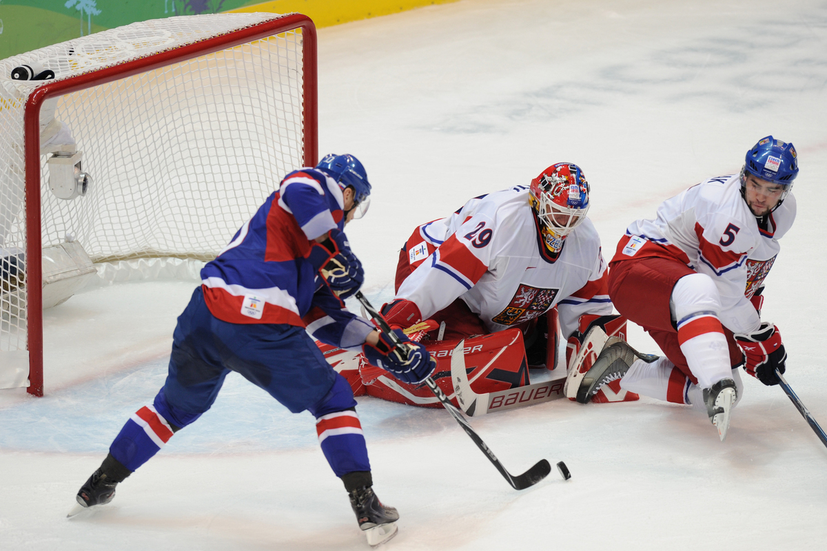 Сборная Чехии победила Великобританию на чемпионате мира по хоккею