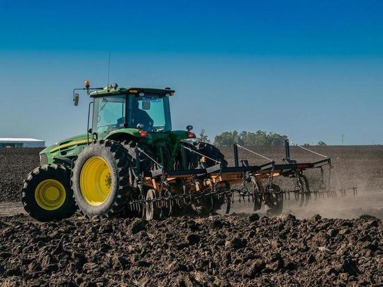 С начала года башкирские аграрии закупили 1000 единиц спецтехники