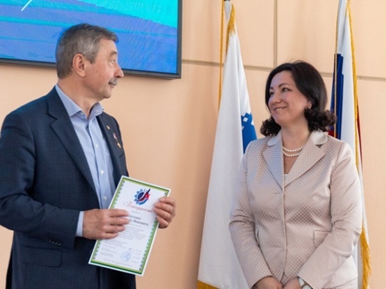 Он принял участие в награждении победителей и призеров сразу нескольких конкурсов