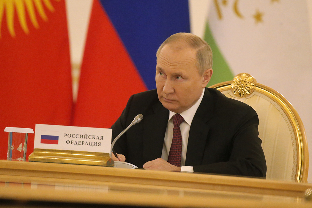 Тревожные лица Путина, Токаева, Лукашенко: кадры саммита ОДКБ