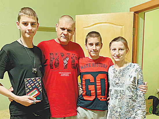 25 дней школьник Саша Лисенков вел свою хронику