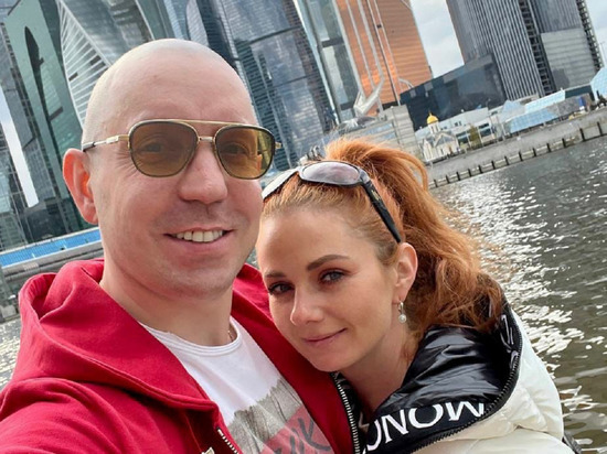 Бывшая «татушка» Катина похвасталась кольцом и рассказала о грядущей свадьбе