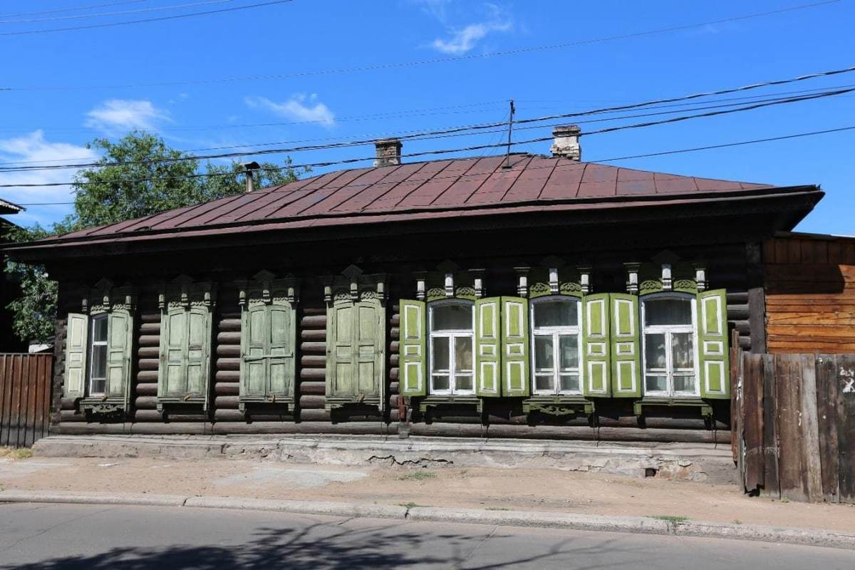 В Улан-Удэ три памятника деревянного зодчества обретут вторую жизнь - МК  Улан-Удэ