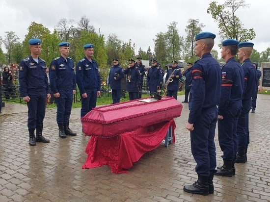 В Скопине началась церемония прощания с погибшим на Украине Николаем Яровым