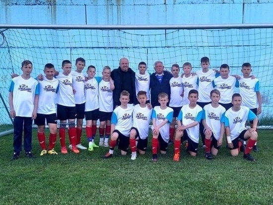 Юношеская сборная по футболу ДНР вернулась из России с тремя победами
