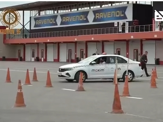 Победитель всероссийского конкурса таксистов в Грозном получит Hyundai Solaris
