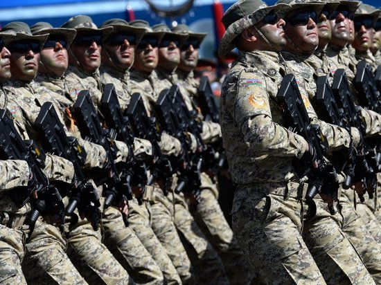 Минобороны Азербайджана объявило об обстреле с территории Армении своих позиций на границе