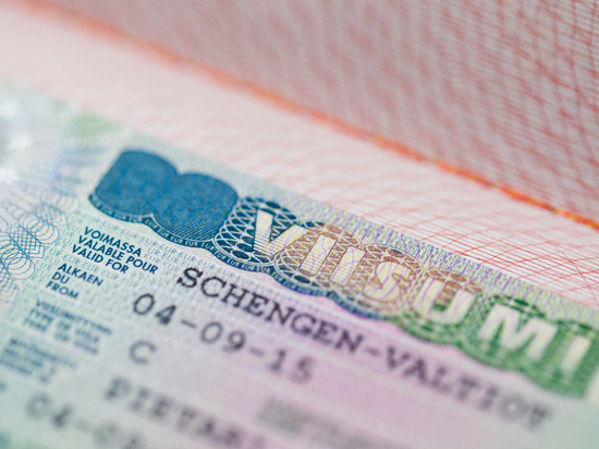 Петербуржцам рассказали, как получить шенген после закрытия консульств