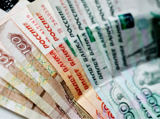 Поддельных банкнот в Ленобласти стало меньше на 40 %