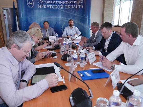 В Тайшете депутаты Заксобрания провели расширенное заседание комитета по здравоохранению