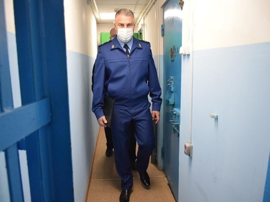 В ходе общения ему было передано письменное обращение