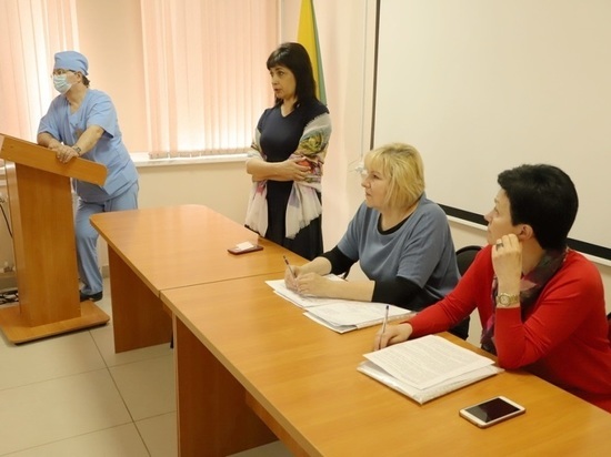 Пензенские медработники посетили обучающий семинар для работы в загородных летних лагерях