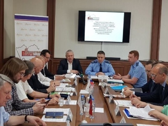 Прокурор Алтайского края упрекнул региональных министров в отсутствии плана работы с ТКО