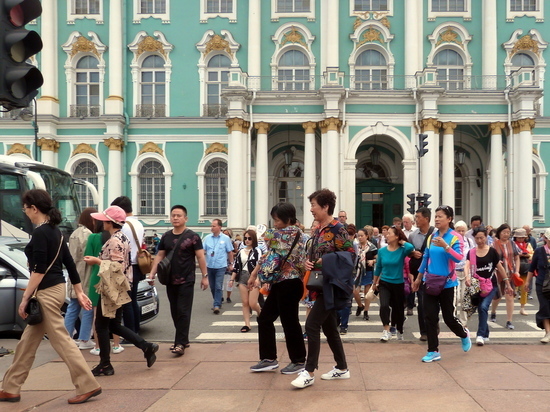 Петербургу предрекли толпы туристов этим летом