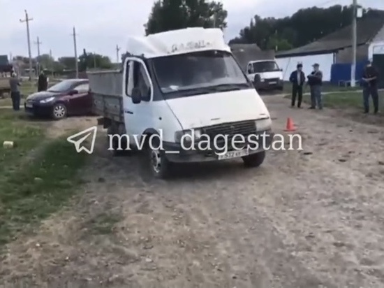 Водитель в Дагестане насмерть сбил своего сына