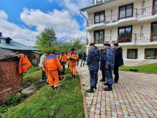 Во Владимире приставы подготавливают к сносу гостиницу «Панорама»