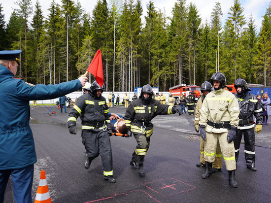 Кировские добровольцы взяли первенство на соревнованиях среди пожарных