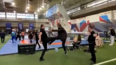 Появилось видео массовой драки борцов на турнире Лиги Поддубного