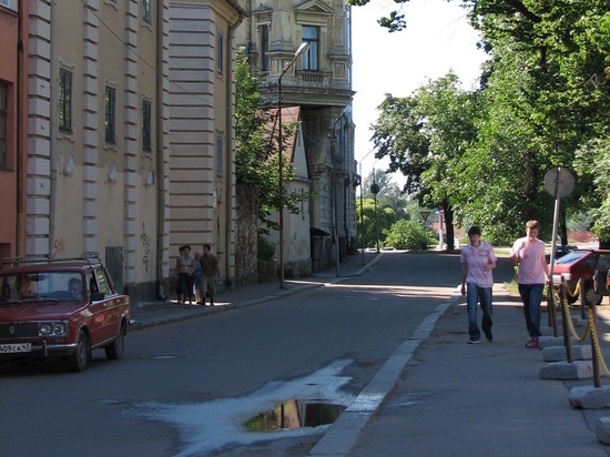 Улицы в Ленобласти прогреются под 16 градусами тепла 21 мая